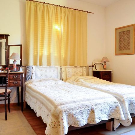 Elegant Stone Mansion In Historic Mystras Apartment Exterior foto